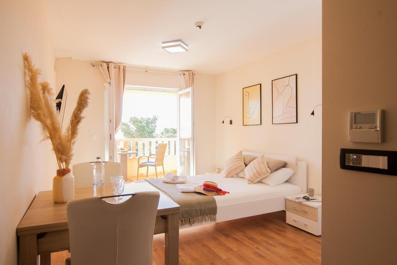 بول Hotel Villa Dzamonja المظهر الخارجي الصورة